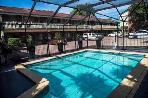 Garden City Motor Inn Brisbane Exterior photo